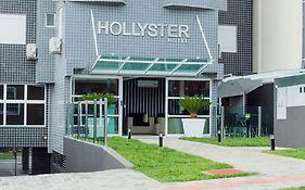 Hollyster Hotel